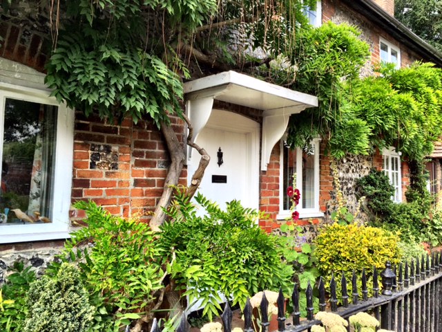 Beautiful home in Goring
