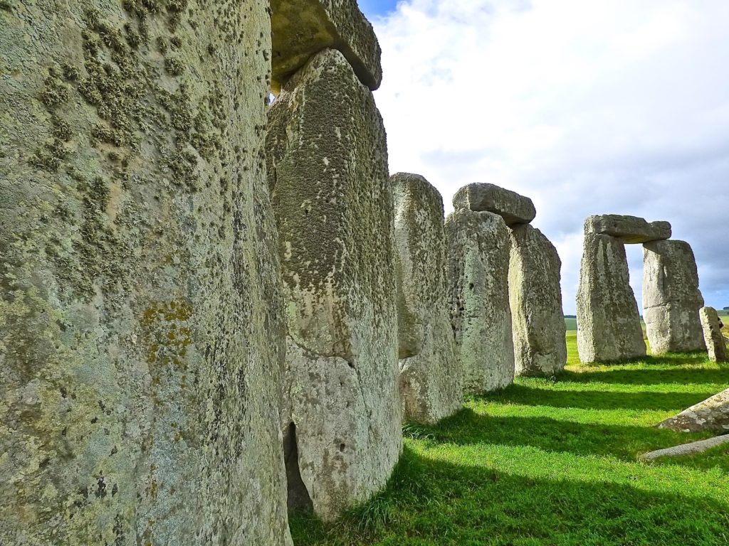 View Stonehenge wall.