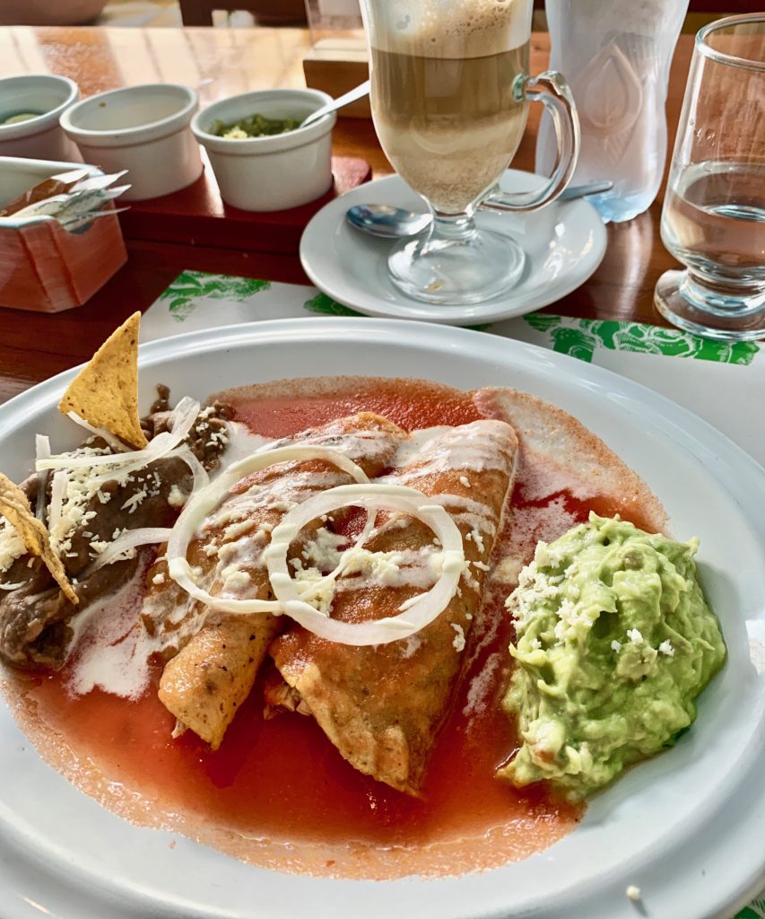 Cuenca Lunch Restaurant Enchilada lunch plate