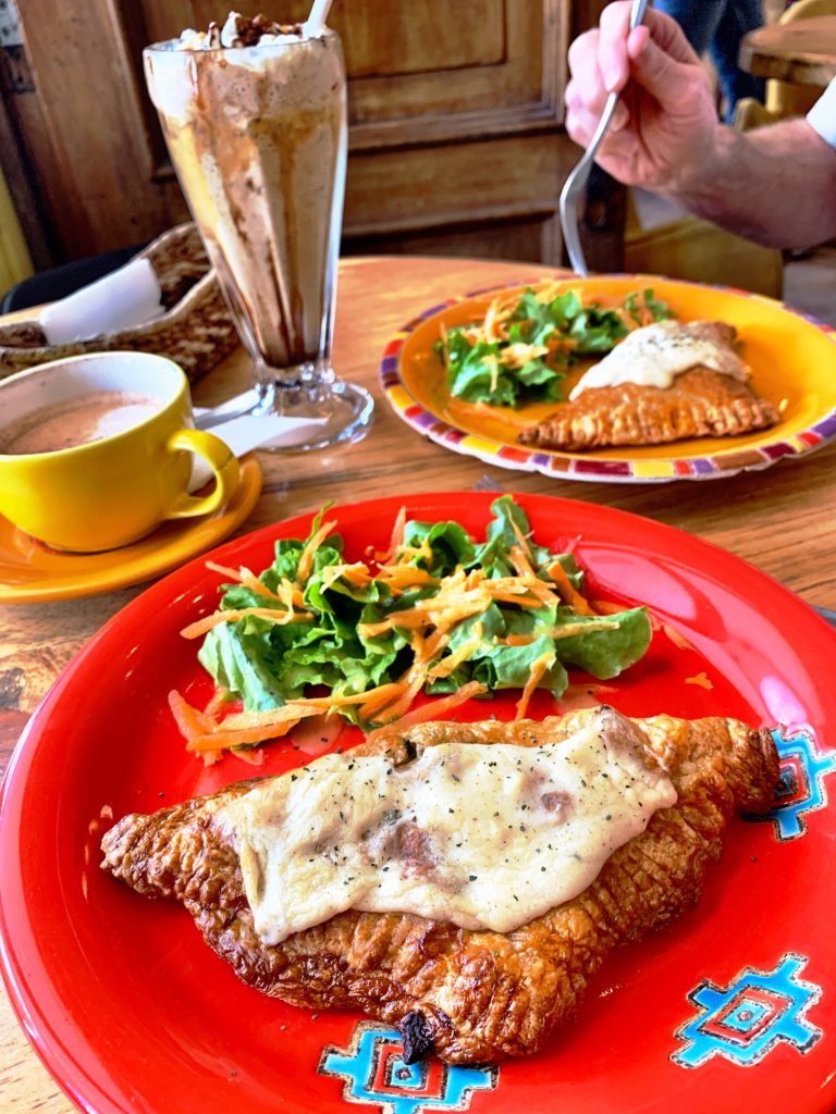 Sucre Sale Favorite CUenca Lunch Restaurant Empanada Plate