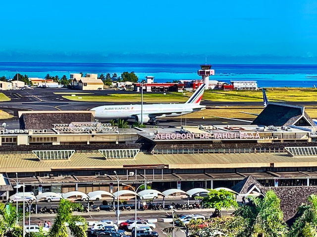 Air France arriving into Tahiti