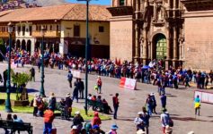 crowded street perfect for pickpockets