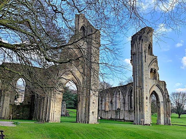 The remains of the Great Church of Glastonbury abbey seen during our visit to Glastonbury