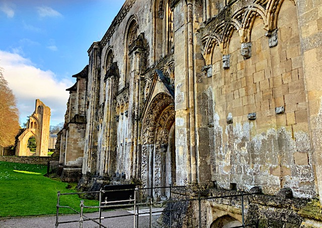 We visited the Glastonbury abbey and went to the Side of the Lady Chepel