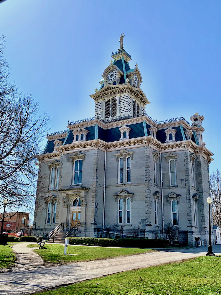 Ornate building in Bloomfield Iowa
