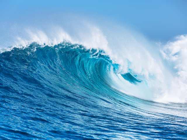 Ocean wave on Kauai
